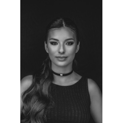 Black leather choker with polished stainless steel accent 2