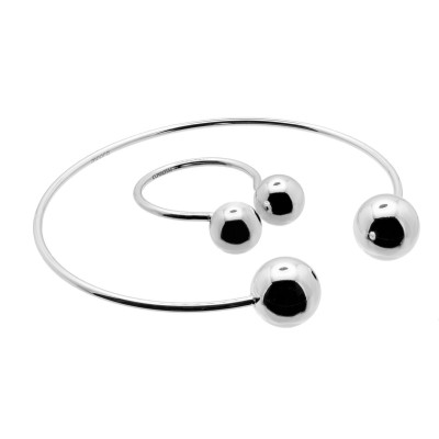 Stainless steel set with decorative balls