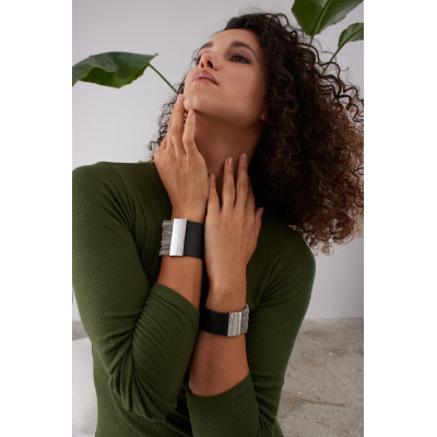 Wide women's leather bracelet with a matte clasp and stainless steel mesh 2