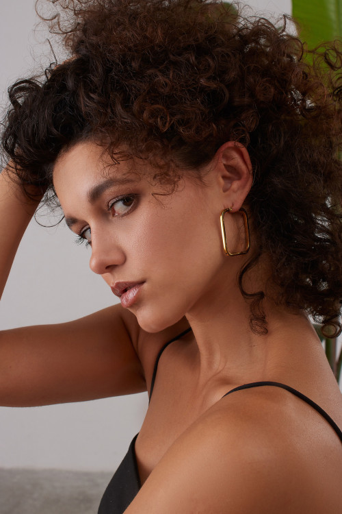 Large gold square earrings made of stainless steel