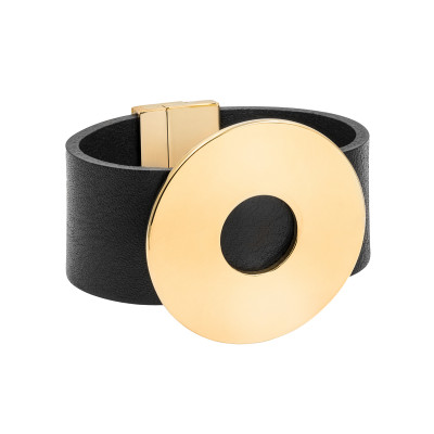 Black leather bracelet with shiny gold-plated steel ring