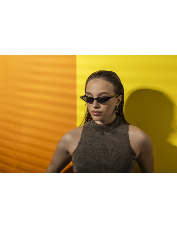 Set of 2-in-1 earrings made of two shades of...