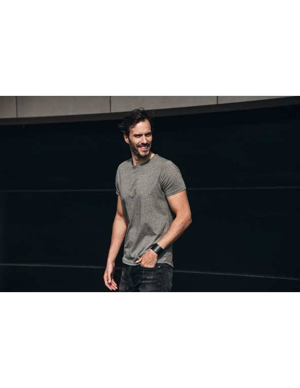 Wide men’s black leather bracelet with matte black magnetic clasp