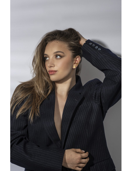 Gold 3.6 mm stainless steel ear cuff with polished golden finish.