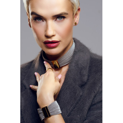 Gold stainless steel choker with fine steel mesh and magnetic clasp 2