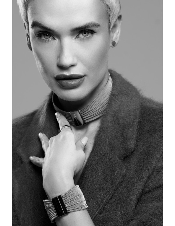 Silver stainless steel choker with fine steel mesh and magnetic clasp