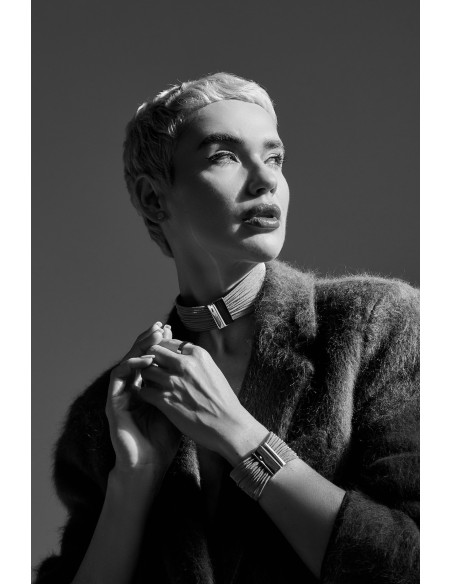 Bracelet made of stainless steel mesh and polished stainless steel with a magnetic clasp