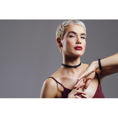 Black matte stainless steel choker necklace with a refined minimalist finish. 2