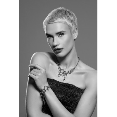 Gold stainless steel mesh necklace with square elements 2