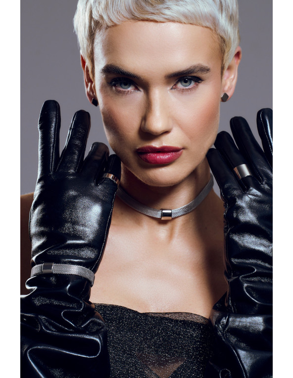 Silver stainless steel choker necklace with a shiny polished finish.