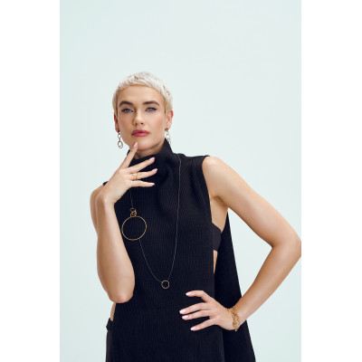 Black and gold long stainless steel necklace with minimalist elegant design 2