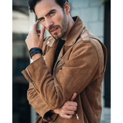 Black leather bracelet with matte steel detail and watch clasp, perfect as a gift. 2