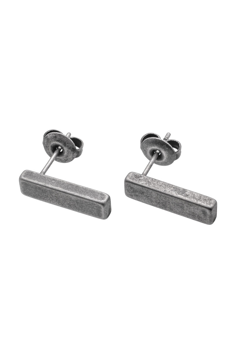 Delicate earrings in aged silver – minimalist, classic design