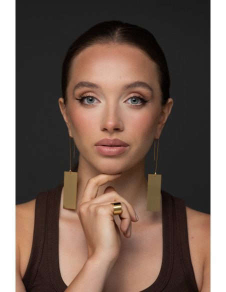 Modern women's gold-plated stainless steel signet ring