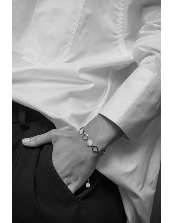 Delicate and subtle stainless steel bracelet