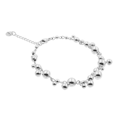 Stylish stainless steel bracelet in silver