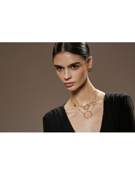 Delicate double circle necklace made of gold-plated stainless steel