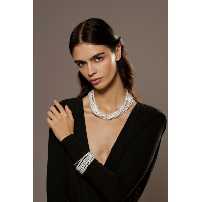 White shell pearl necklace with stainless steel 2