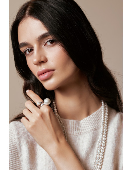 Silver ring with a large pearl