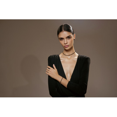 Delicate adjustable necklace made of onyx and decorative... 2