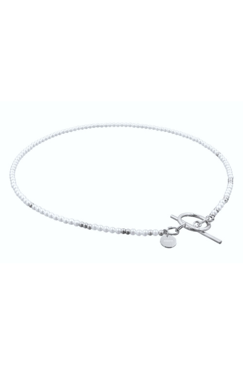 A delicate necklace made of shell pearls and stainless steel