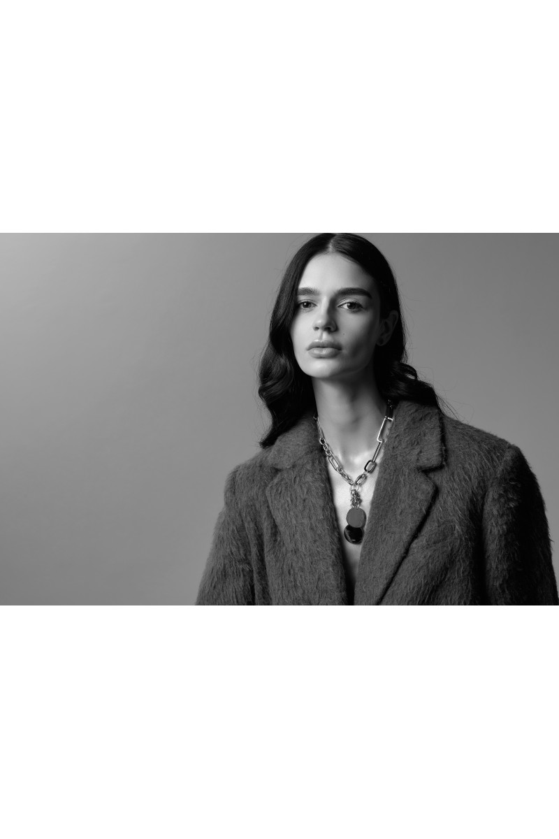 Long stainless steel necklace with large links | moora.eu