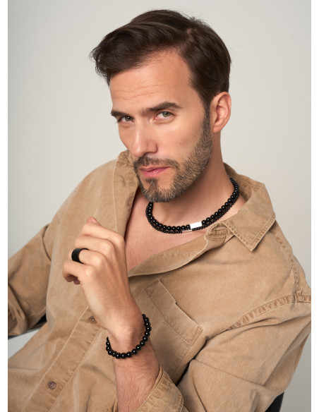 Bracelet on rubber band with natural stones onyx