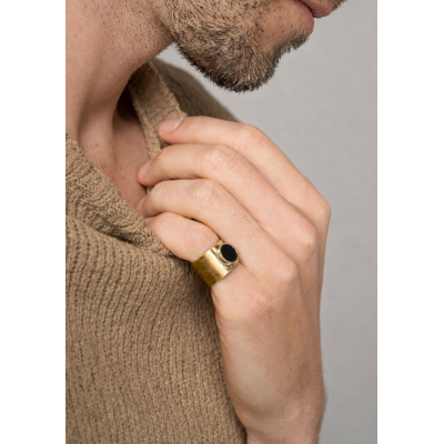 Men's stainless steel signet ring with decorative eyelet – classic, elegant design 2