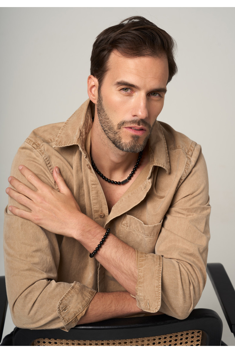 Men's onyx necklace with stainless steel element and lobster clasp