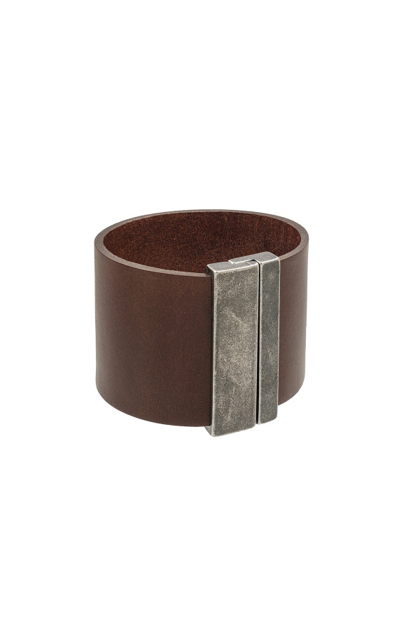 A wide brown leather bracelet with a magnetic clasp