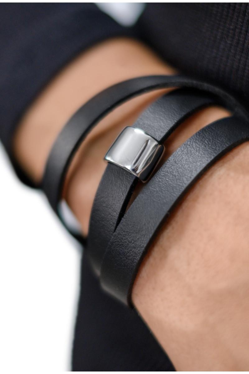 Black leather bracelet with matte steel element | moora.eu