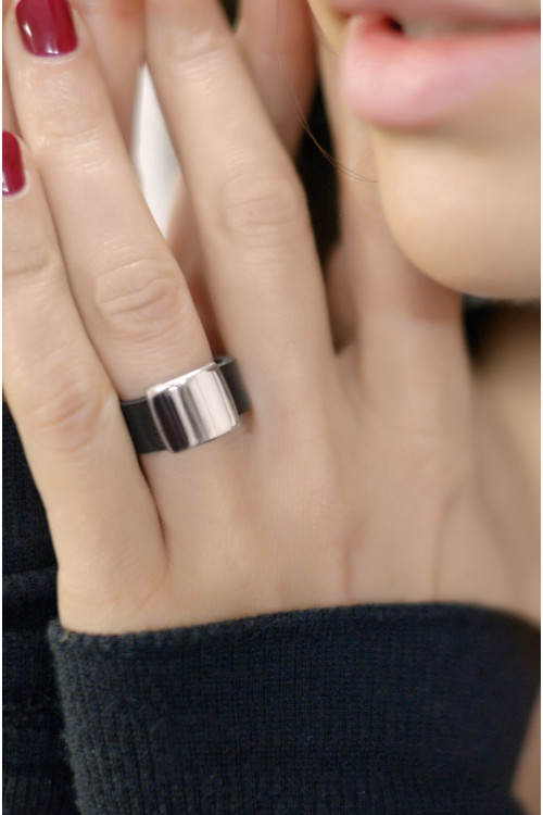 Leather ring – modernist, handmade | moora.eu