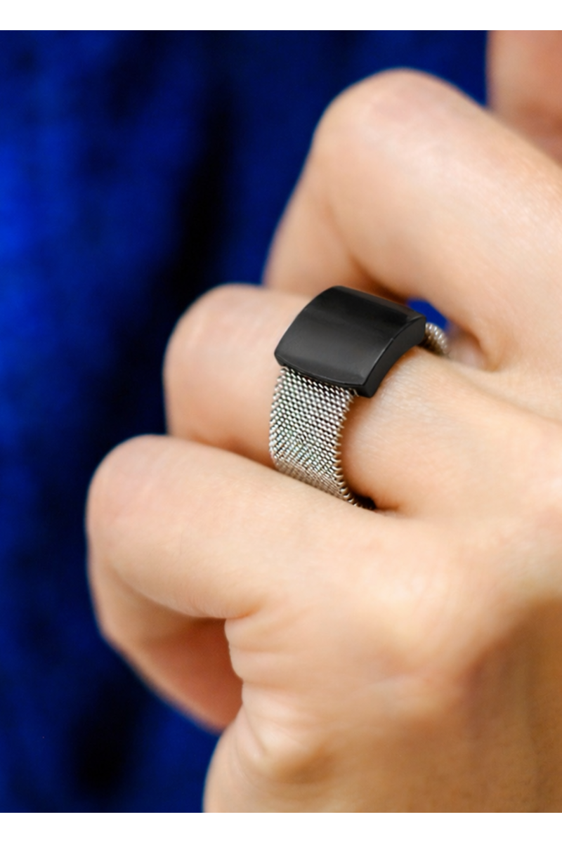 Ring made of steel mesh and black matt steel