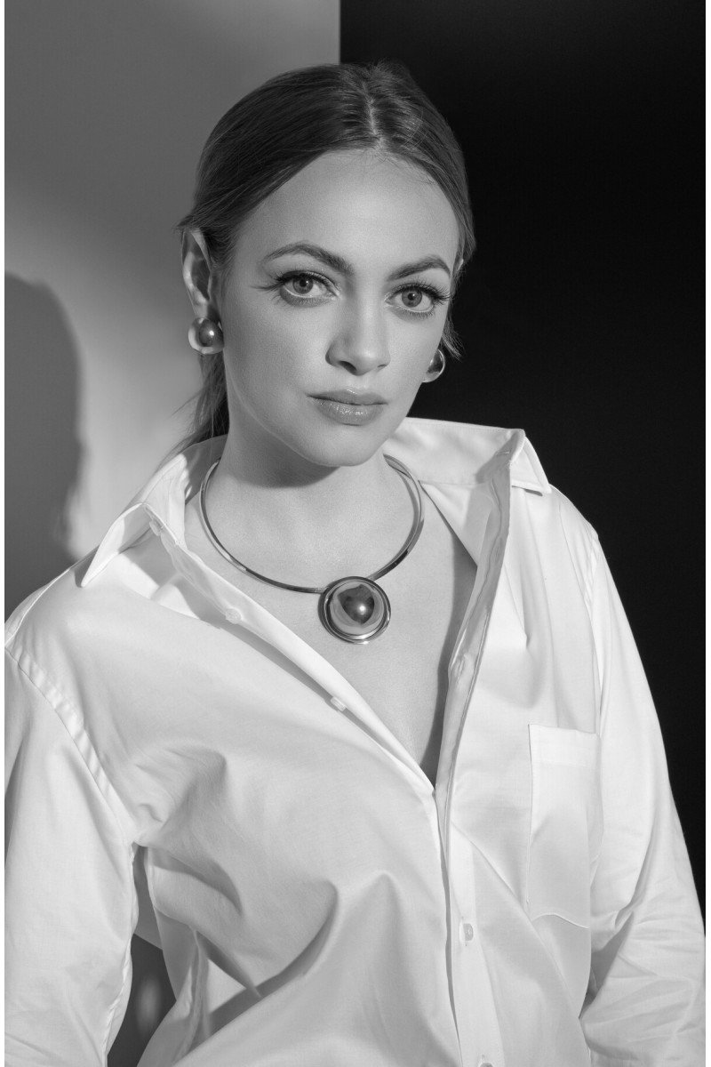 Delicate silver stainless steel choker with pendant | moora.eu