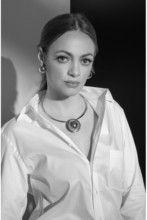 Delicate silver stainless steel choker with pendant | moora.eu