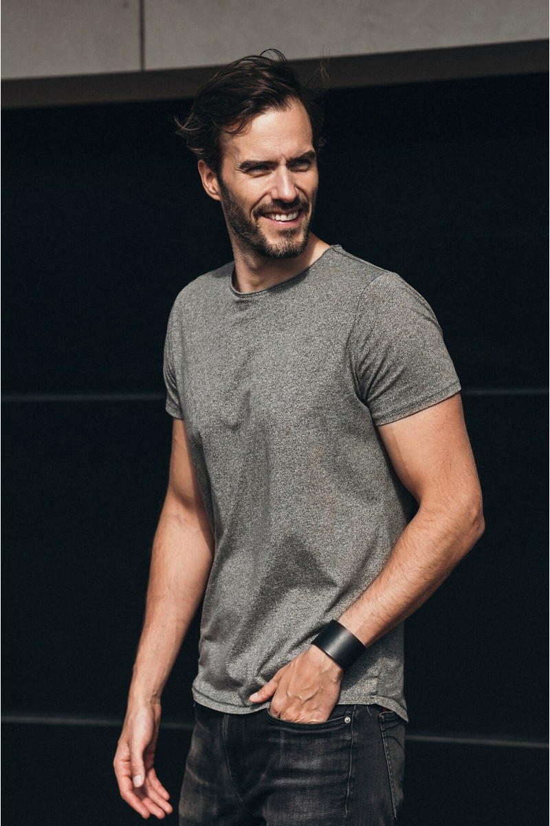 Wide Men’s Leather Bracelet with Black Steel – Bold and Raw Style