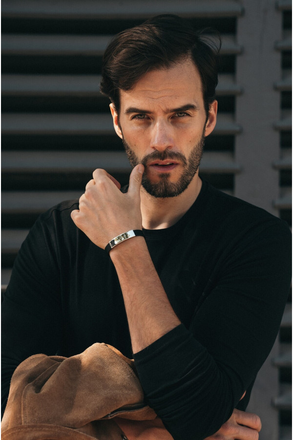 Black leather bracelet with engraving and silver stainless steel element – minimalist and personal. 2