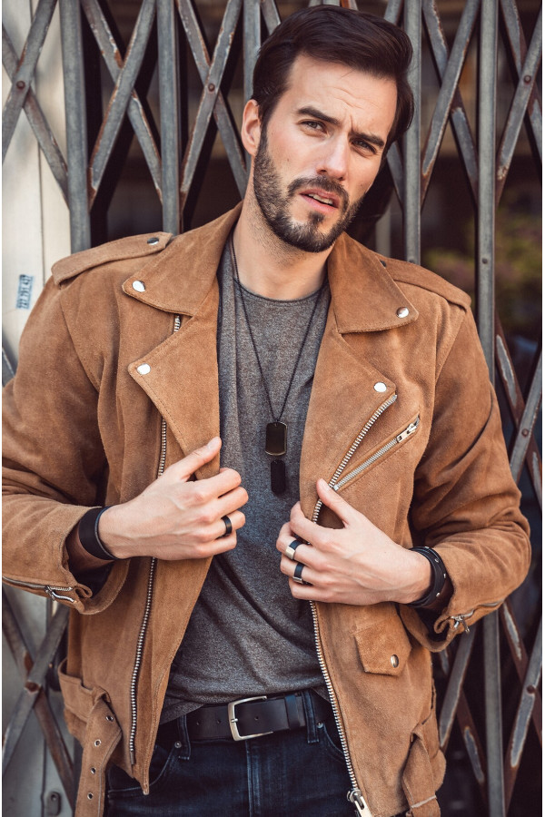 Black stainless steel dog tag with engraving – personalized, bold accent 2