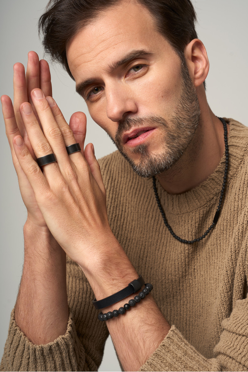 Black matte stainless steel ring | moora.eu