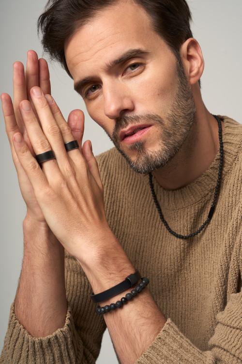 Black matte stainless steel ring | moora.eu