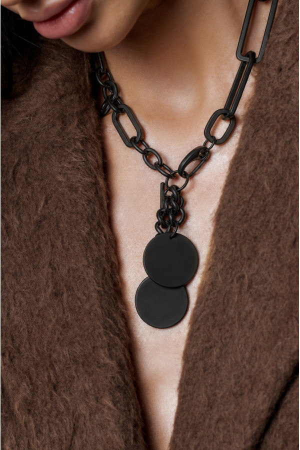 Black stainless steel necklace with large links | moora.eu 2