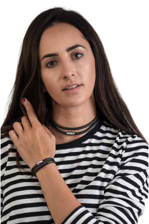 Leather set with magnetic clasp – handcrafted necklace & bracelet | moora.eu