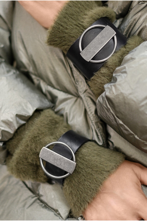 Black leather bracelet with matte stainless steel element 2