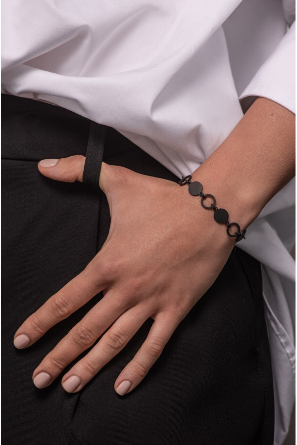 Set of 2 black bracelets with circles | stainless steel | moora.eu 2