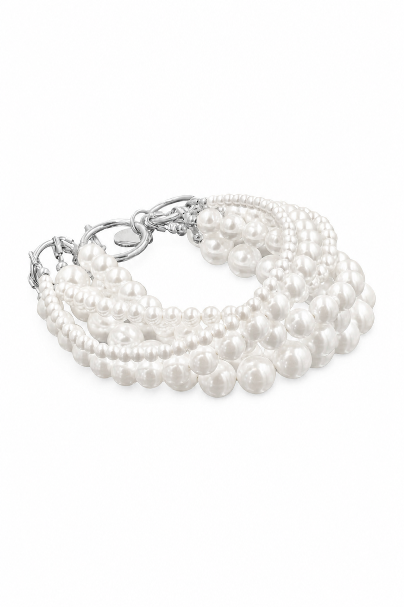 Original bracelet with white shell pearls