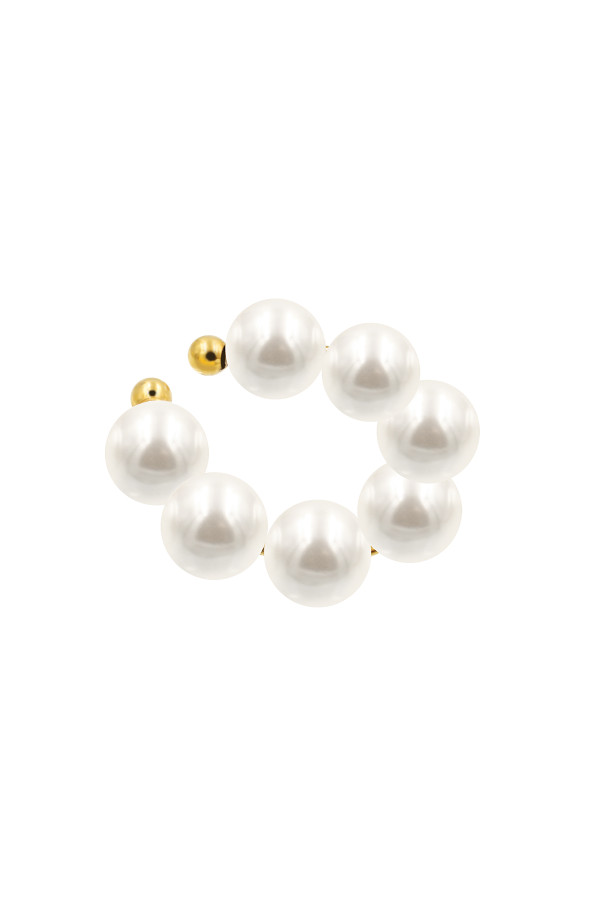Gold-plated earring with shell pearls | moora.eu