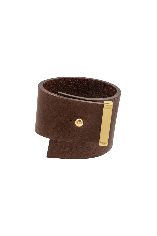Brown leather bracelet with gold-plated finishing | moora.eu