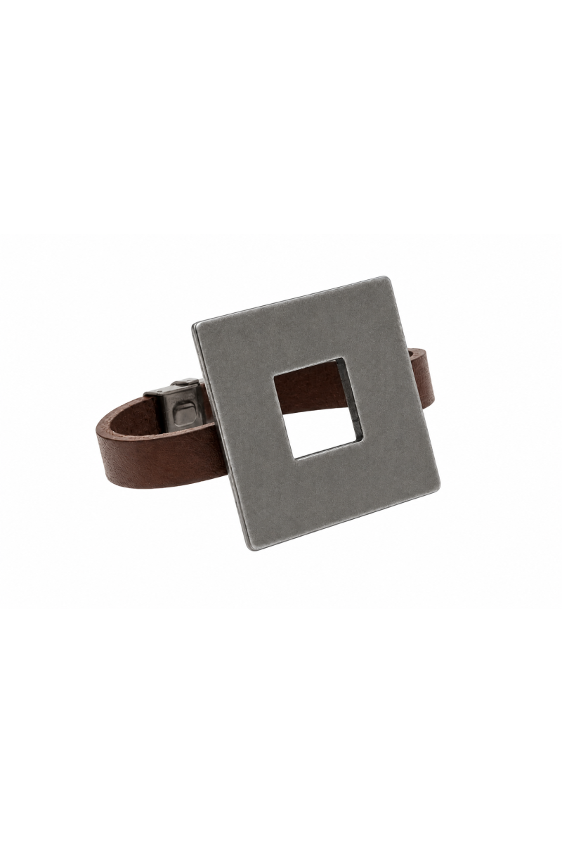 Brown leather bracelet with matte steel square | moora.eu