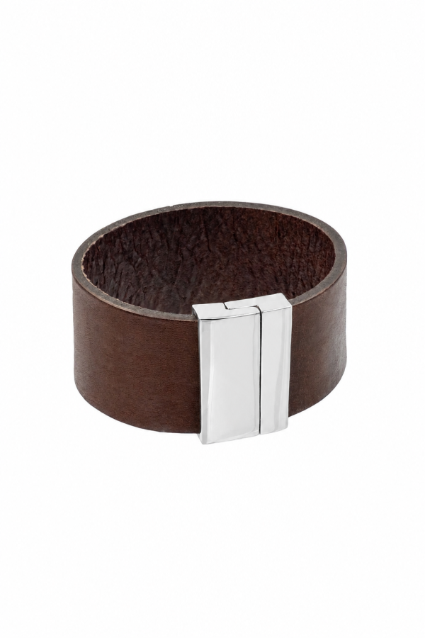 Brown leather bracelet with a polished silver magnetic clasp