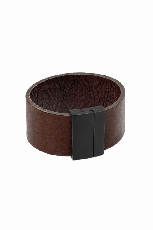 Brown leather bracelet with a matte black magnetic clasp